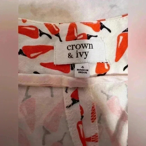 Crown and Ivy chili pepper scalloped shorts - Picture 3 of 6